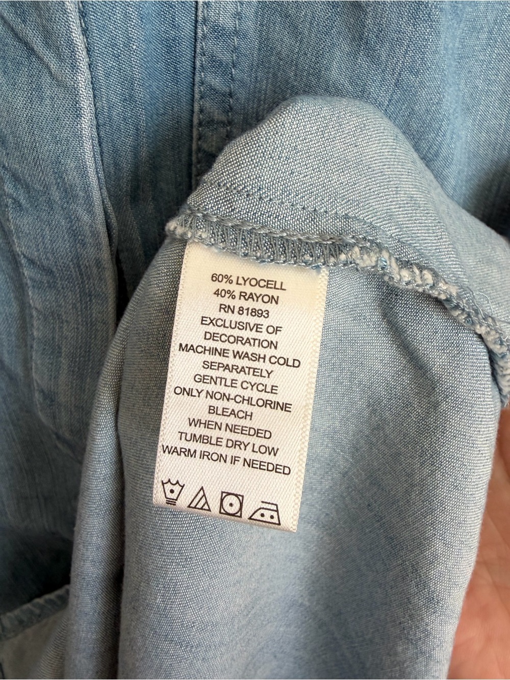 Floral Embroidered Chambray Shirt Size 6 Blue C Wonder Roll Tab Boho Western Top - Picture 15 of 16